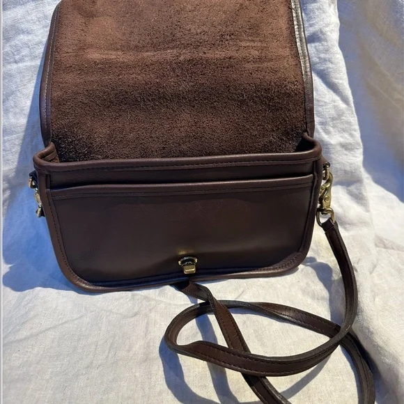 Coach Bag - Picture 3 of 6